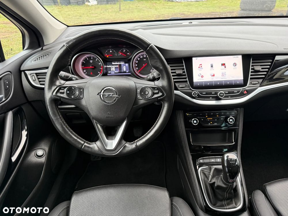 Opel Astra 1.4 Turbo Innovation - 28