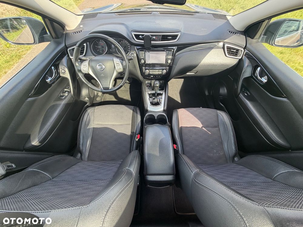 Nissan Qashqai 1.6 DCi Xtronic TEKNA - 18