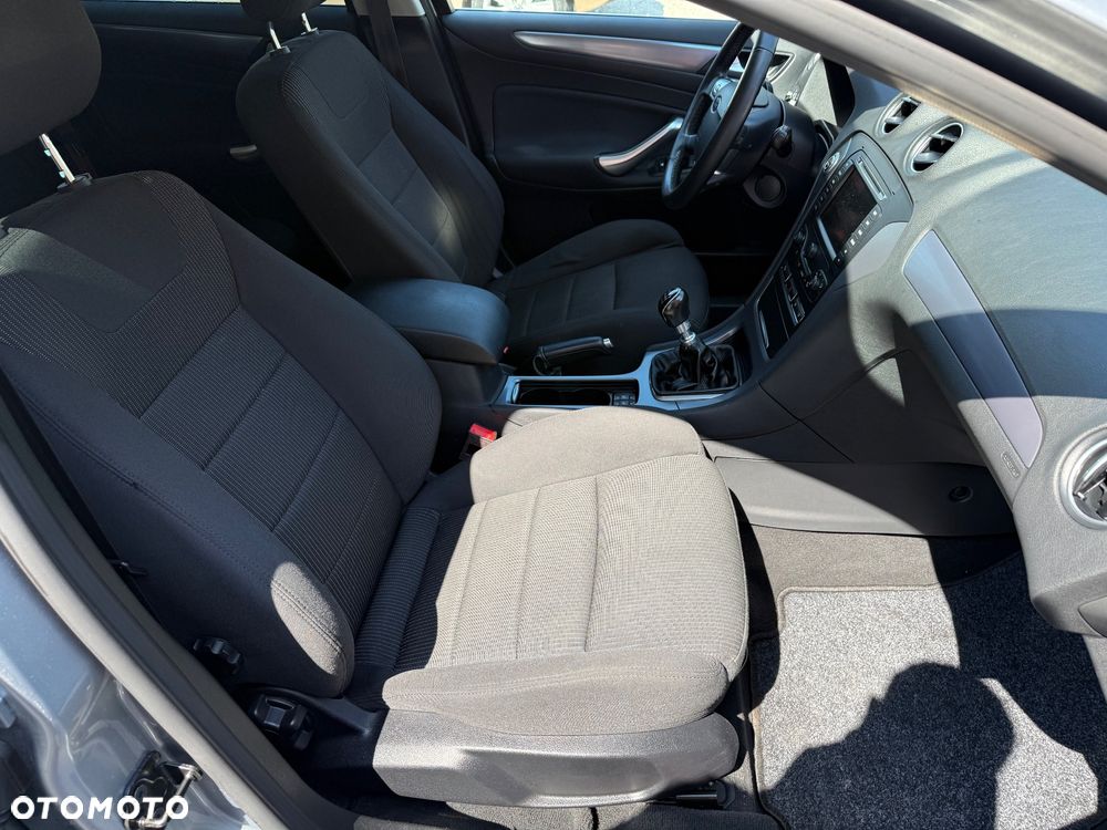 Ford Mondeo SW 2.0 TDCi Business Edition - 5