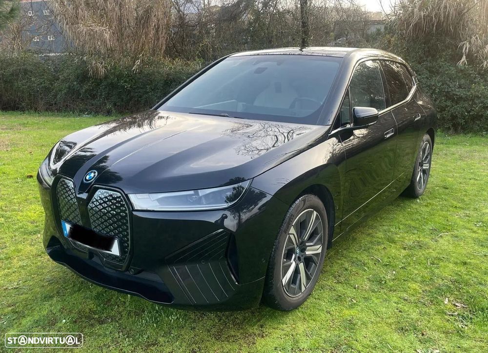 BMW iX xDrive 40 - 1
