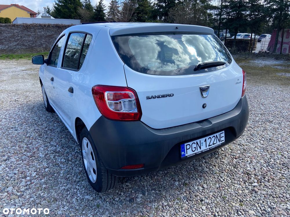 Dacia Sandero - 11
