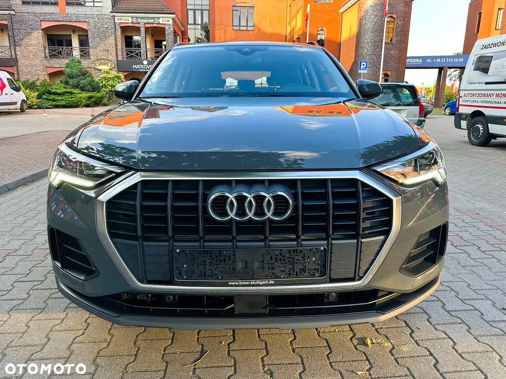 Audi Q3 2.0 TDI S tronic design - 8