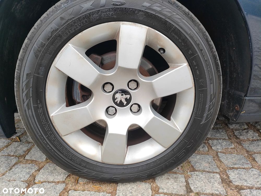 Peugeot 5008 - 14