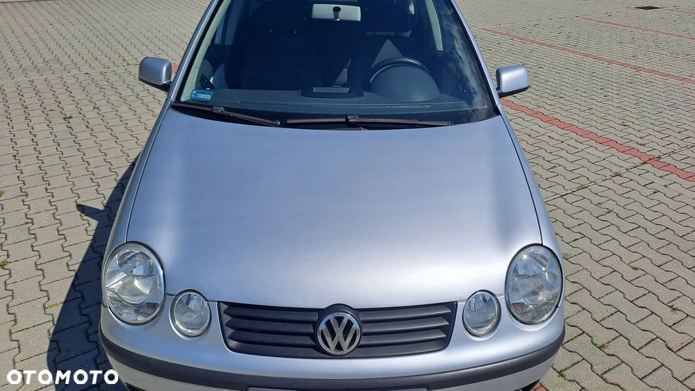 Volkswagen Polo 1.4 16V Comfortline - 4