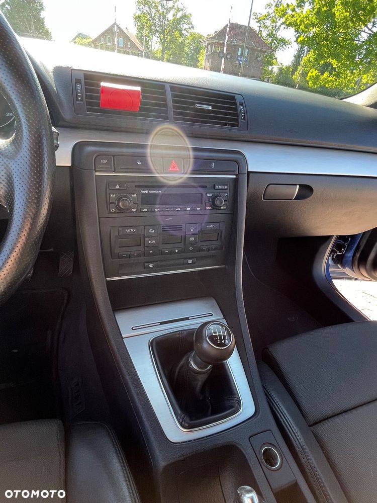 Audi A4 Limousine 2.0 T FSI - 13