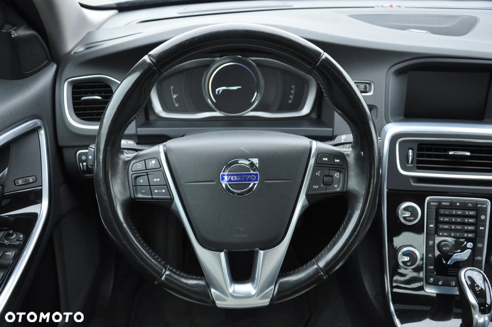 Volvo S60 T5 AWD Summum - 14