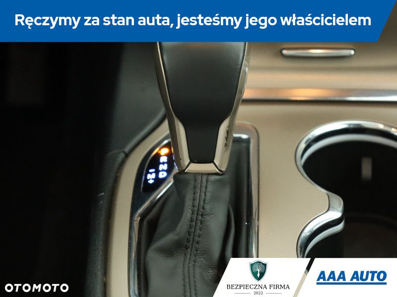 Jeep Grand Cherokee - 16