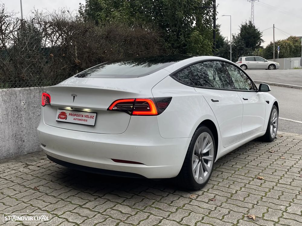 Tesla Model 3 RWD - 3