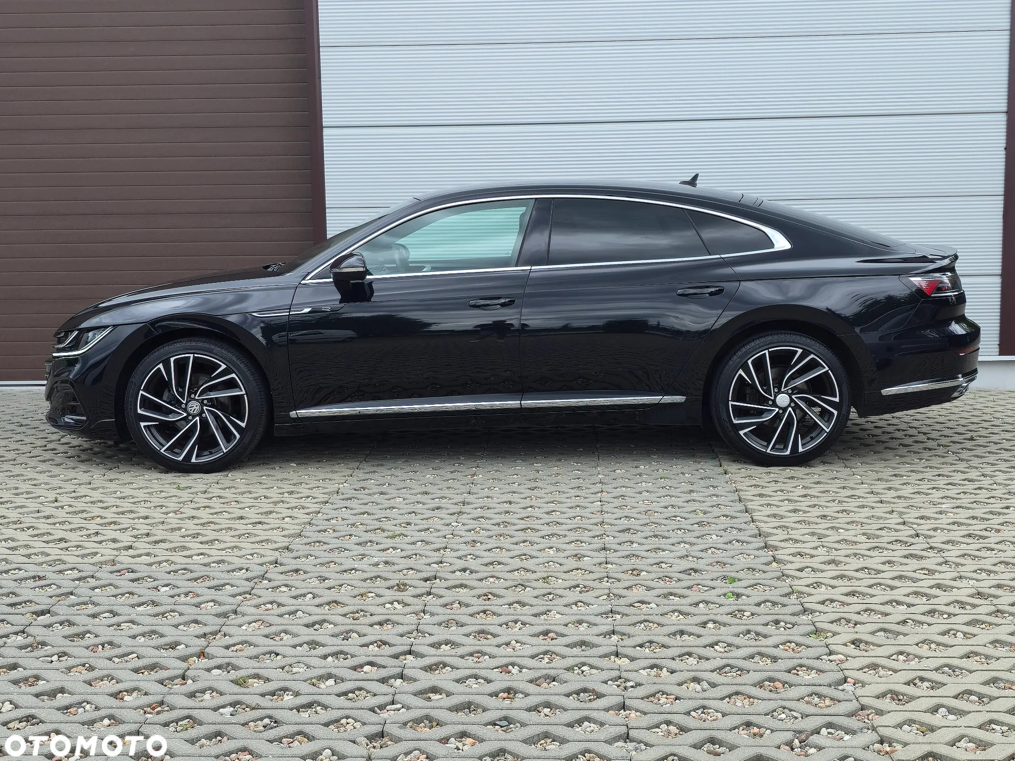 Volkswagen Arteon 2.0 TDI 4Motion R-Line DSG - 18