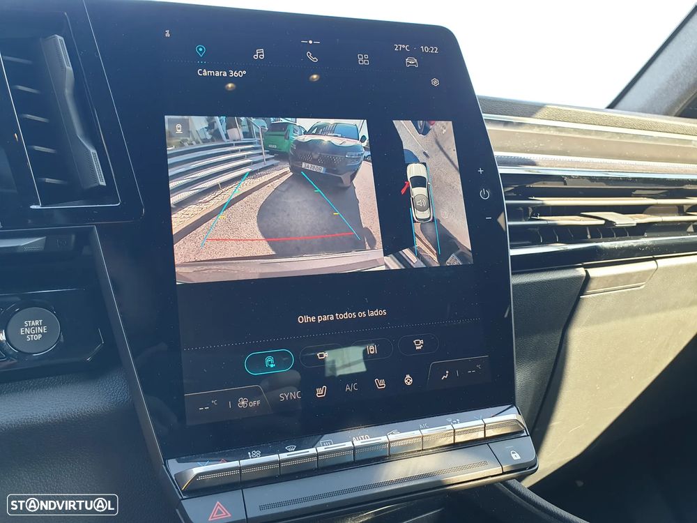Renault Austral 1.2 E-Tech Iconic Espirit - 12