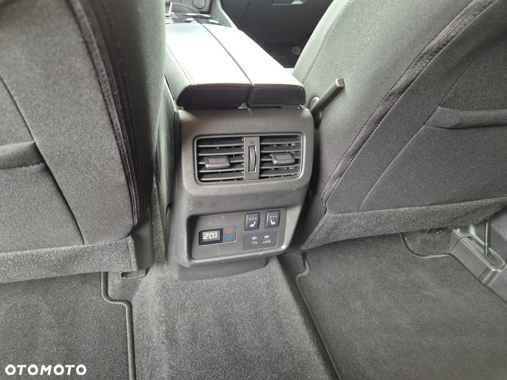 Nissan X-Trail 1.5 VC-T MHEV N-Connecta 2WD Xtronic - 20