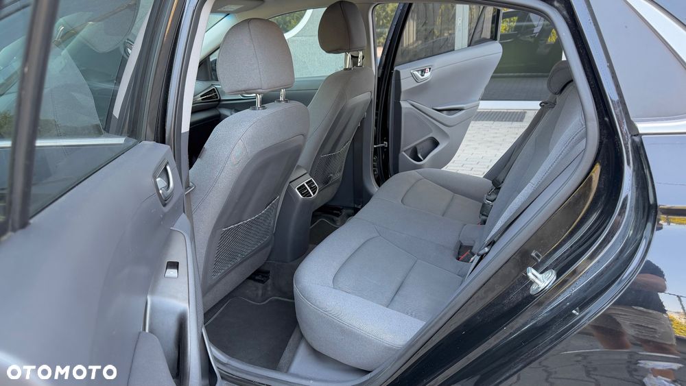 Hyundai IONIQ - 6