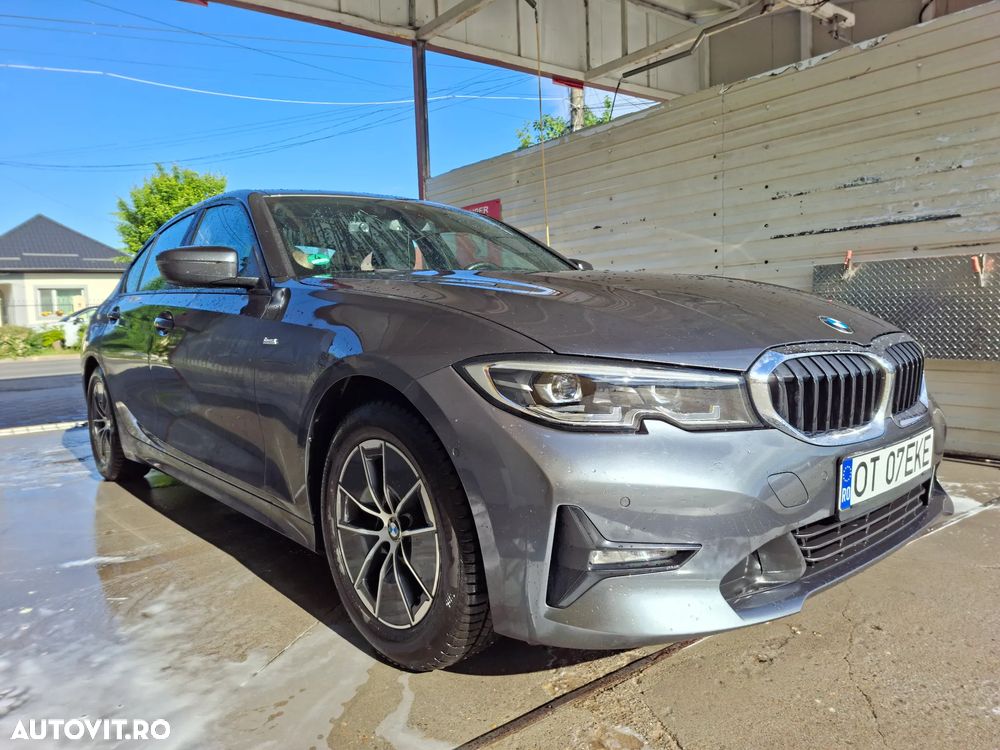 BMW Seria 3 320i AT - 3