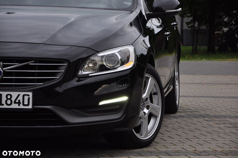 Volvo V60 D3 Geartronic Summum - 8