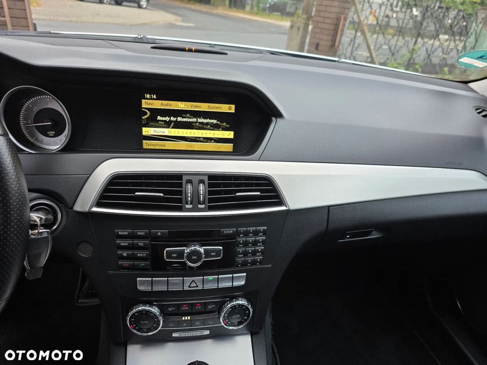 Mercedes-Benz Klasa C 200 CDI BlueEff Avantgarde - 27