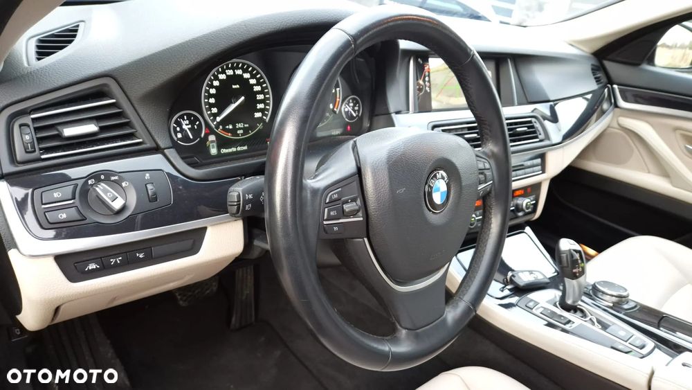 BMW Seria 5 520d - 11