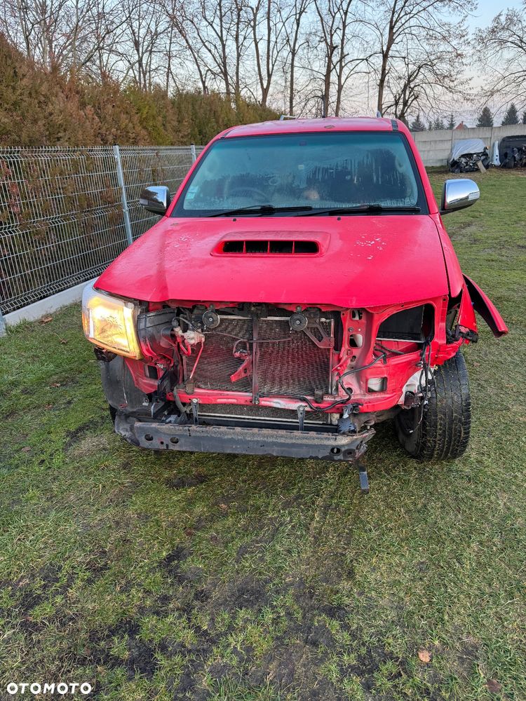 Toyota Hilux 4x4 Double Cab Life - 6