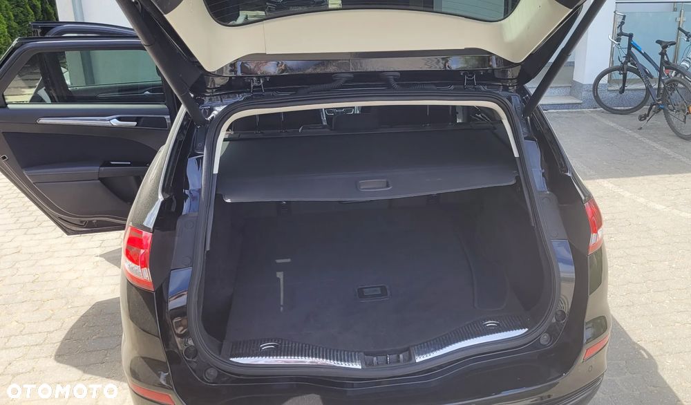 Ford Mondeo 2.0 EcoBlue Business Edition - 24
