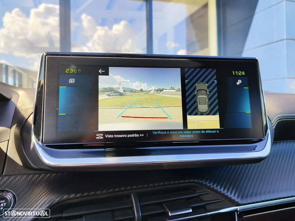 Peugeot e-2008 50 kWh GT - 17