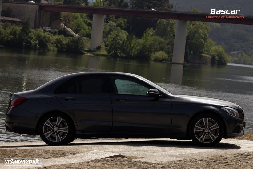 Mercedes-Benz C 300 BlueTEC Hybrid Avantgarde - 12
