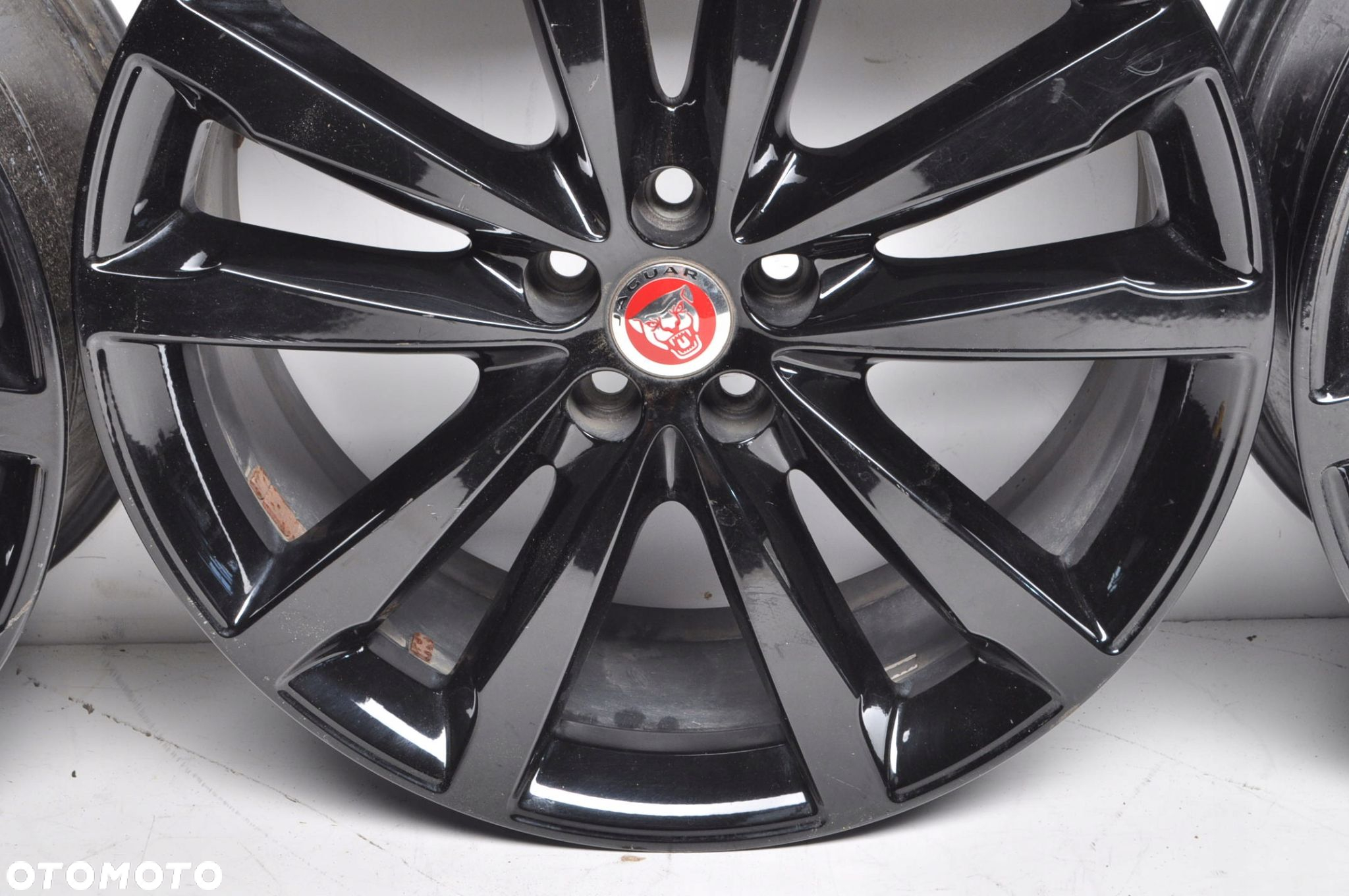 JAGUAR  FELGI ALUMINIOWE HK8M-1007-GA 20" 8.5J 5X108 ET45 - 6