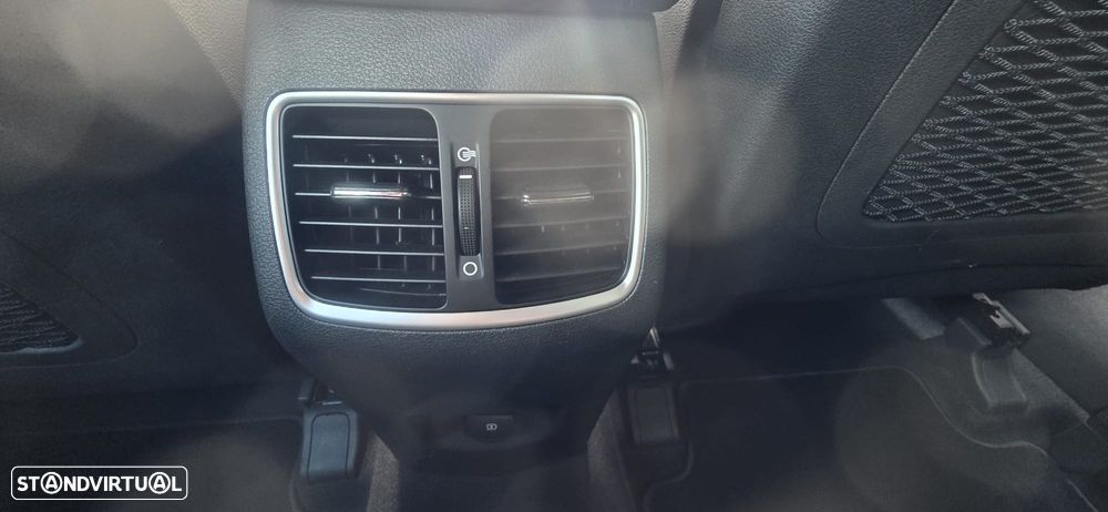 Hyundai Tucson 1.6 CRDi Premium +P.Pele+P.Style DCT - 37