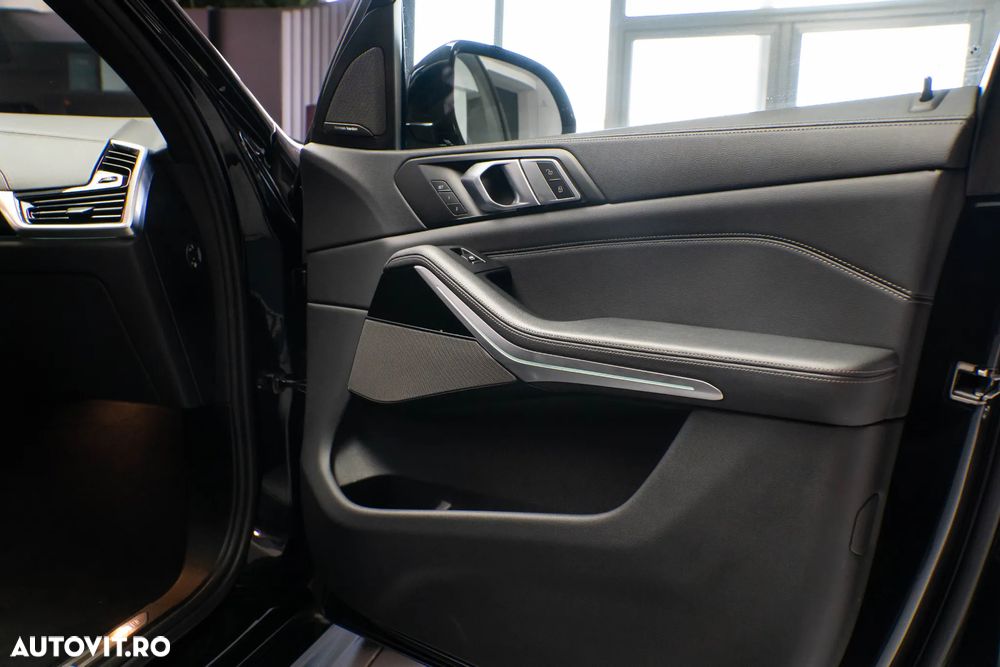 BMW X5 xDrive45e - 18