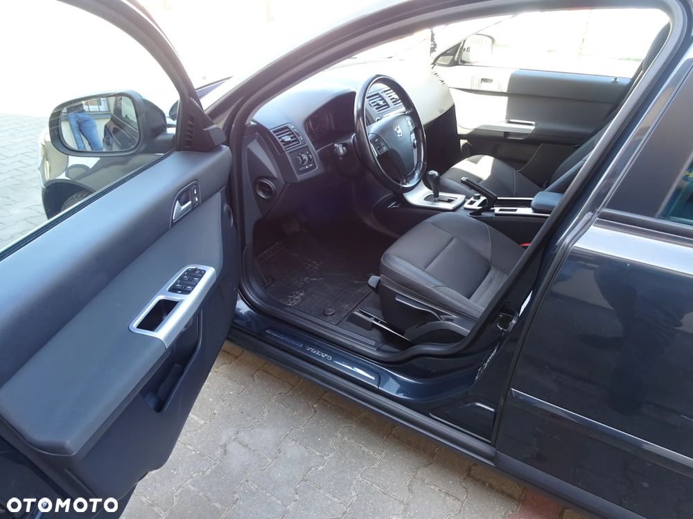 Volvo V50 - 14