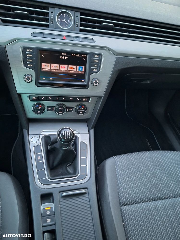Volkswagen Passat 1.6 TDI Comfortline - 7