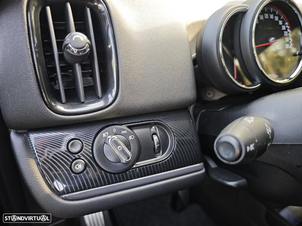 MINI Countryman John Cooper Works ALL4 Auto Desportiva - 32