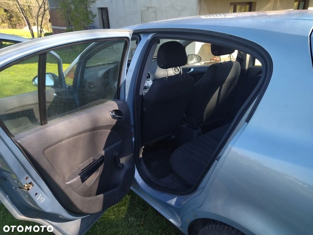 Opel Corsa 1.4 16V Enjoy - 2