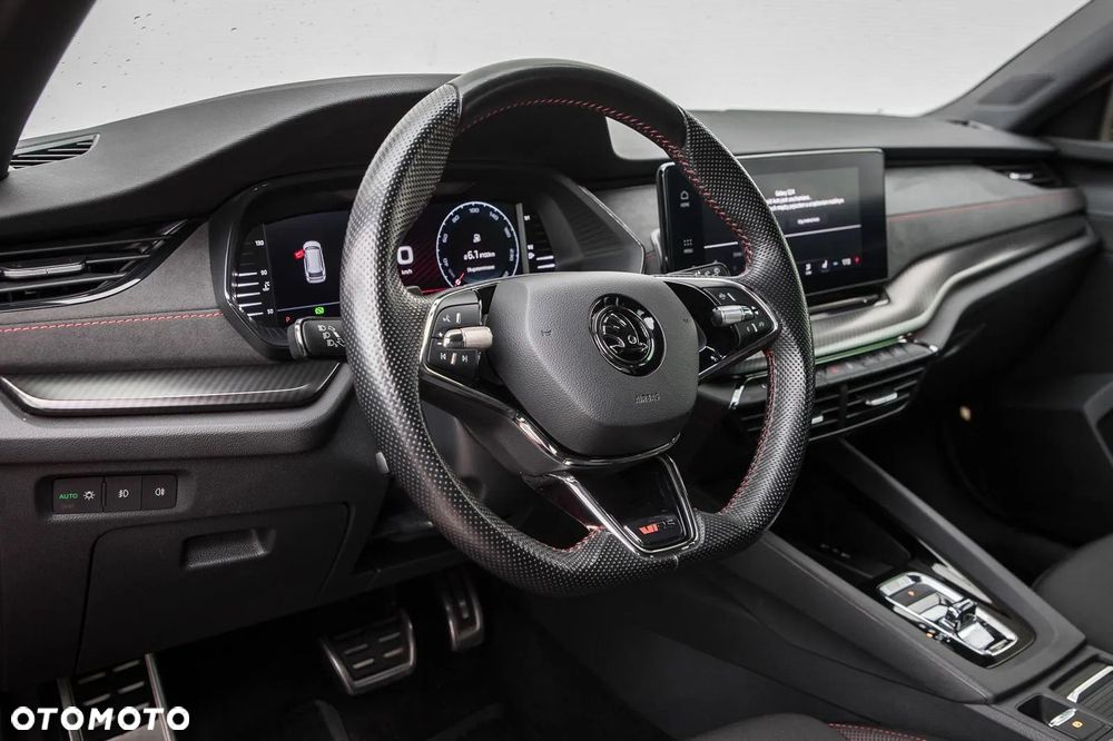 Skoda Octavia 2.0 TDI RS DSG - 9