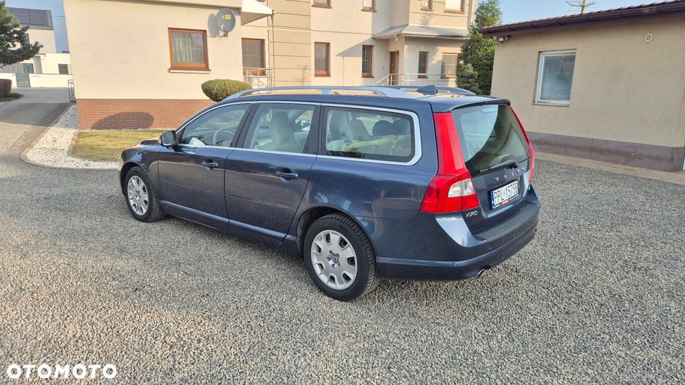 Volvo V70 T6 AWD Momentum - 4