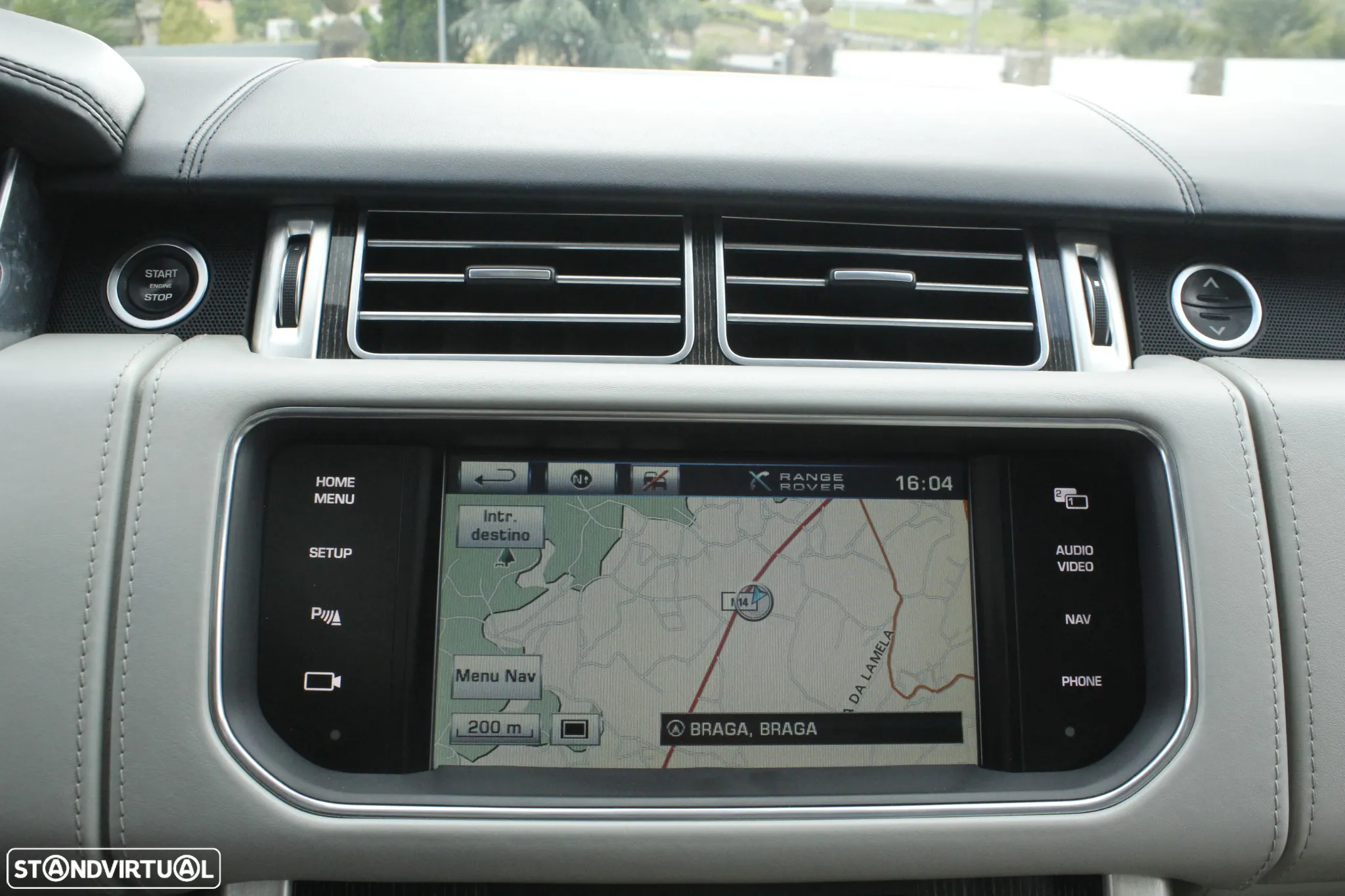 Land Rover Range Rover 4.4 SDV8 Autobiography - 12