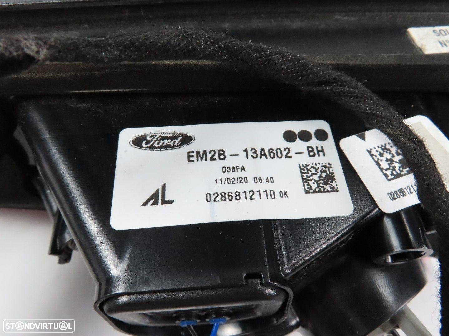 Farolim da mala Direito Usado / Original FORD S-MAX EM2B-13A602-BH - 4