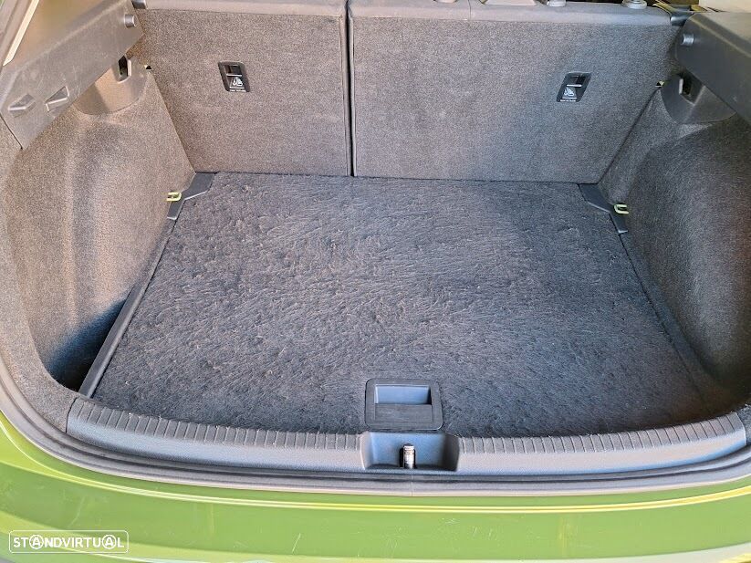 VW Taigo 1.0 TSI Urban Style - 24