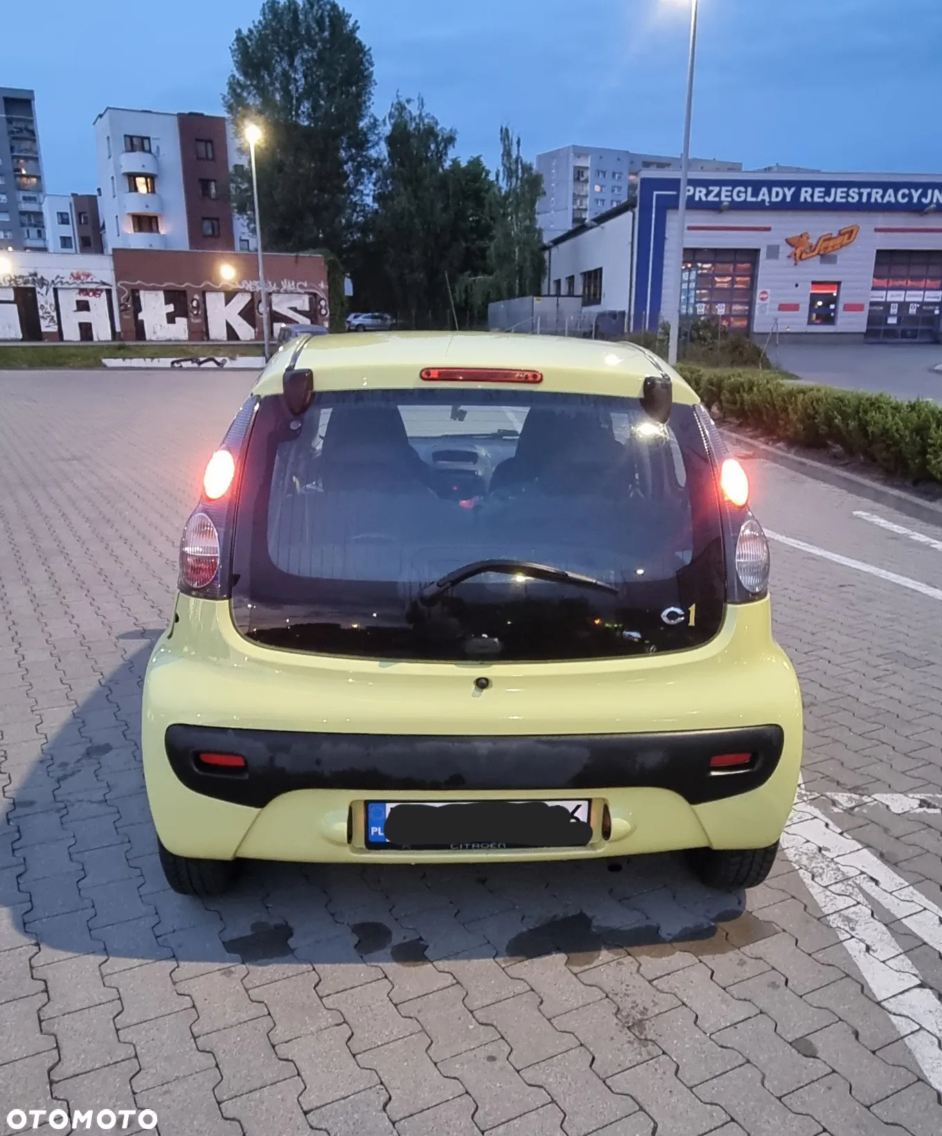 Citroën C1 1.0i Desire - 10