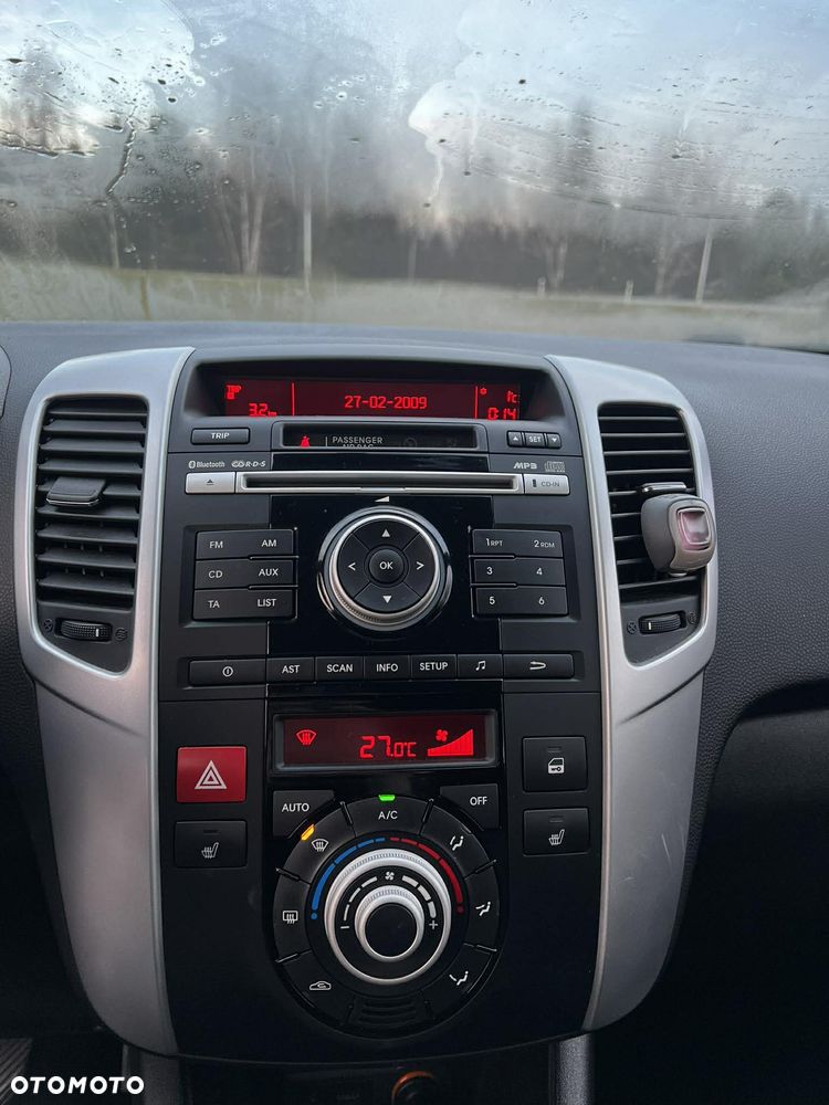 Kia Venga 1.4 CVVT ISG Edition 7 - 13