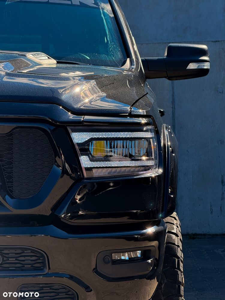 RAM 1500 Crew Cab Shortbed Rebel - 8