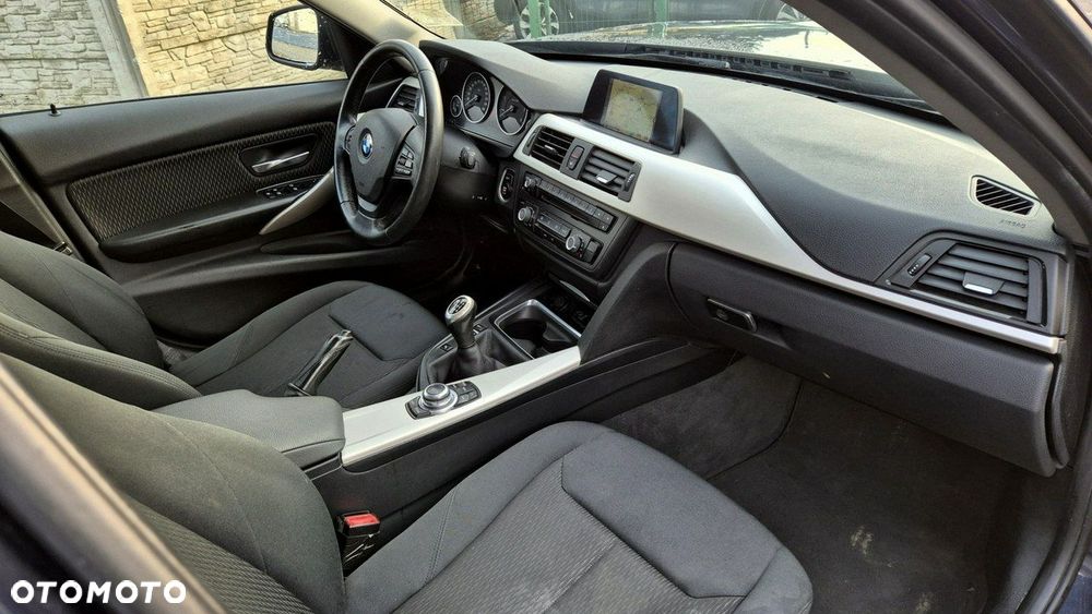 BMW Seria 3 316d Edition Luxury Line Purity - 12