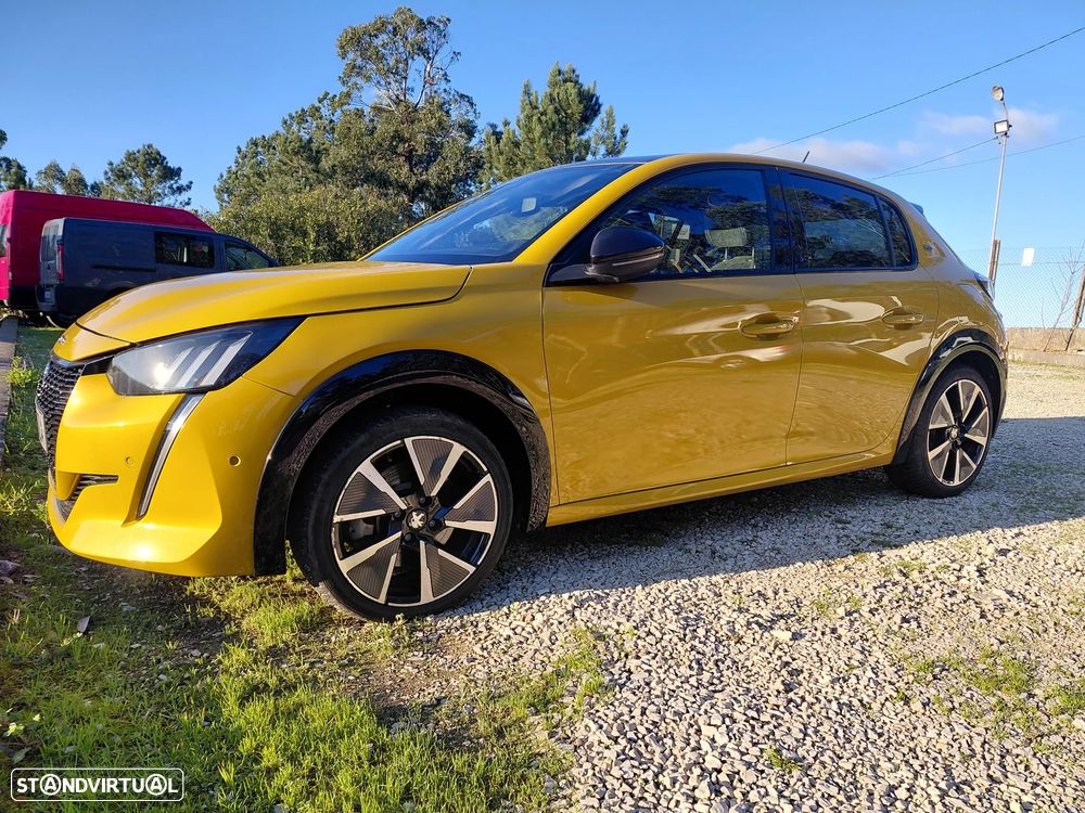 Peugeot e-208 GT Pack - 12