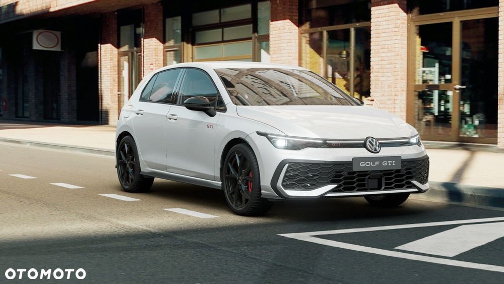 Volkswagen Golf - 6