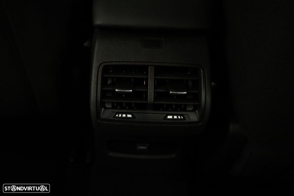 Citroën C4 1.2 PureTech Plus EAT8 - 22