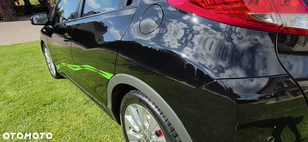 Honda Civic 1.8 i-VTEC Sport Black Edition - 9