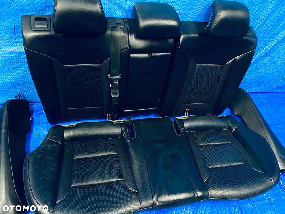 FOTEL FOTELE ŚRODEK KANAPA TYLNA TYŁ TYLNE HYUNDAI I40 KOMBI 13R SKÓRY CZARNE KOMPLET ORYGINAŁ - 9