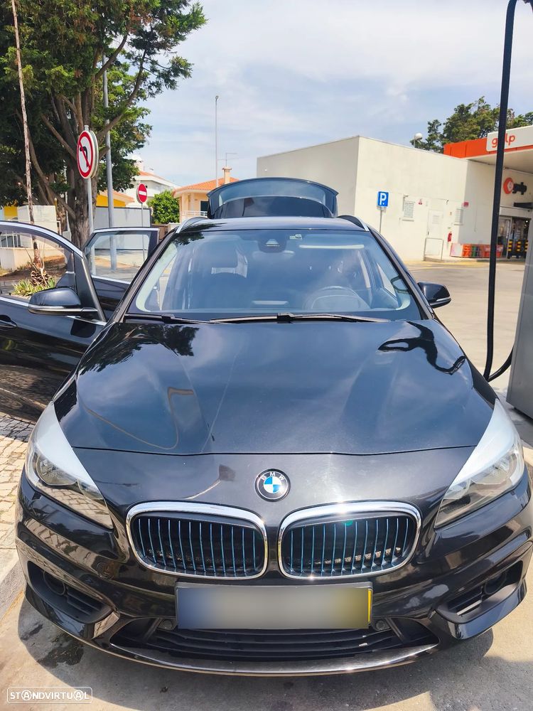 BMW 225xe Active Tourer - 1