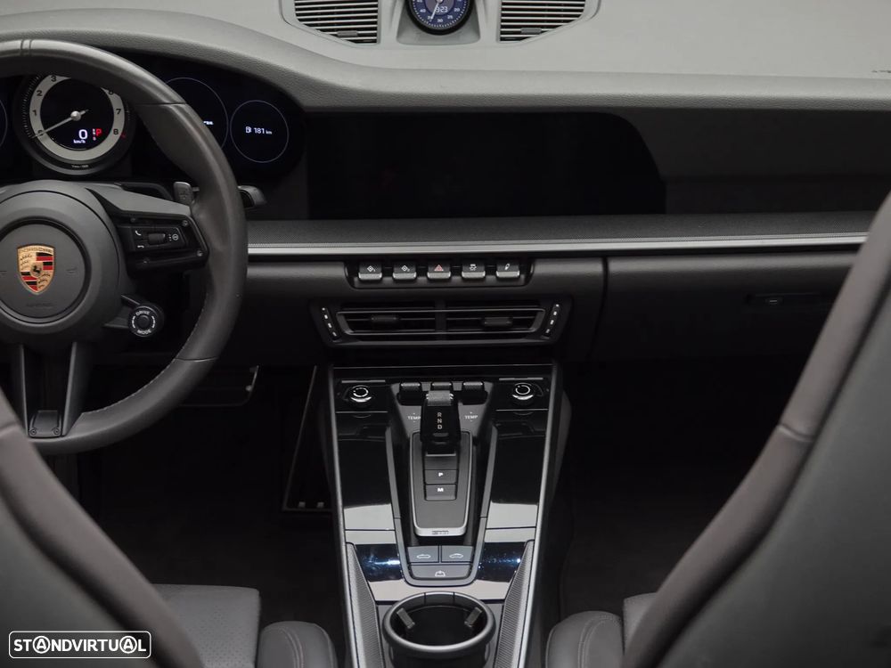 Porsche 911 (992) Carrera PDK - 38