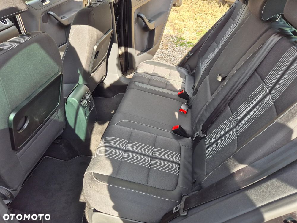 Volkswagen Golf Plus 1.2 TSI BlueMot Comfortline - 16