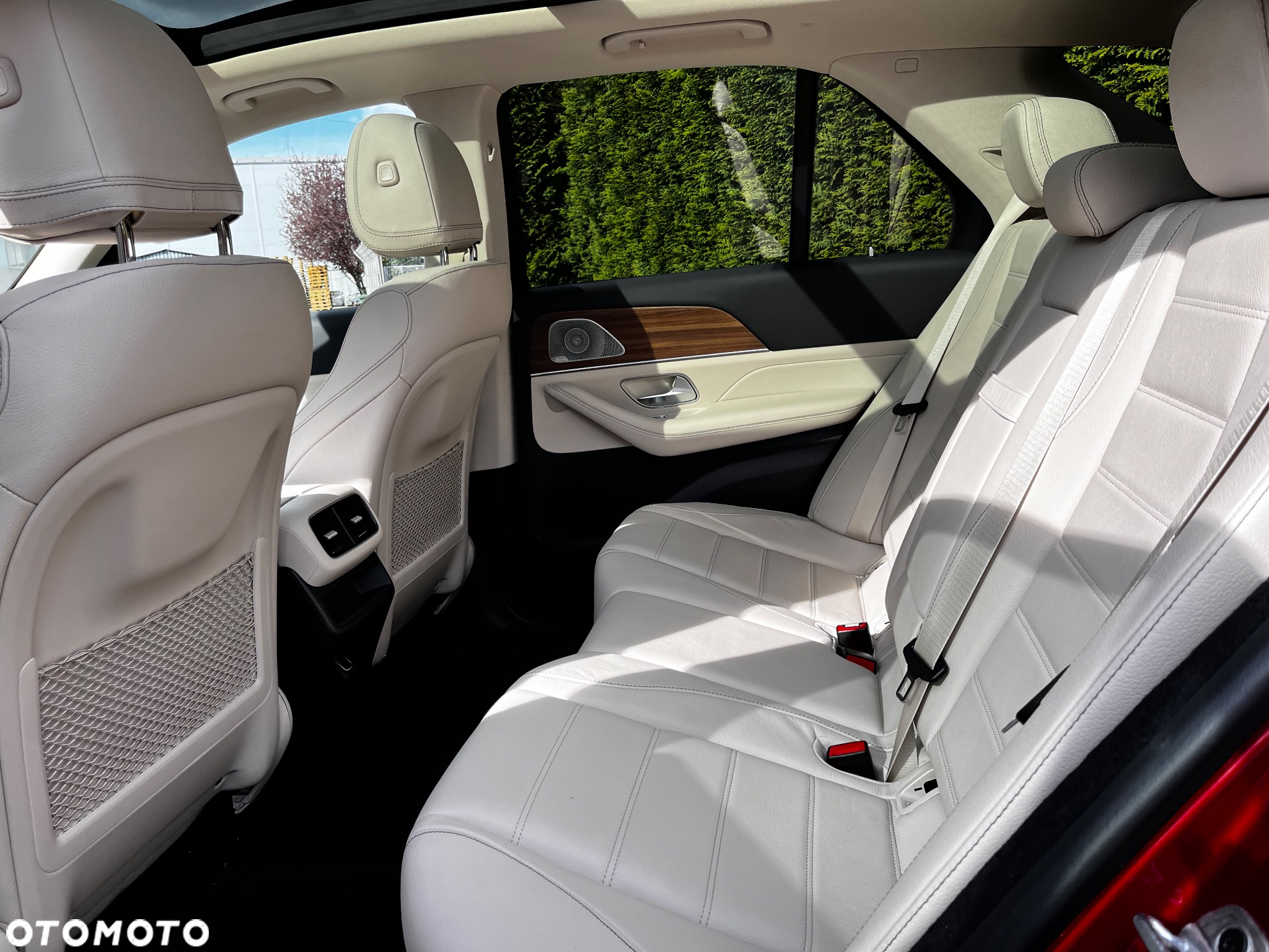 Mercedes-Benz GLE Coupe 350 e 4-Matic Premium Plus - 28