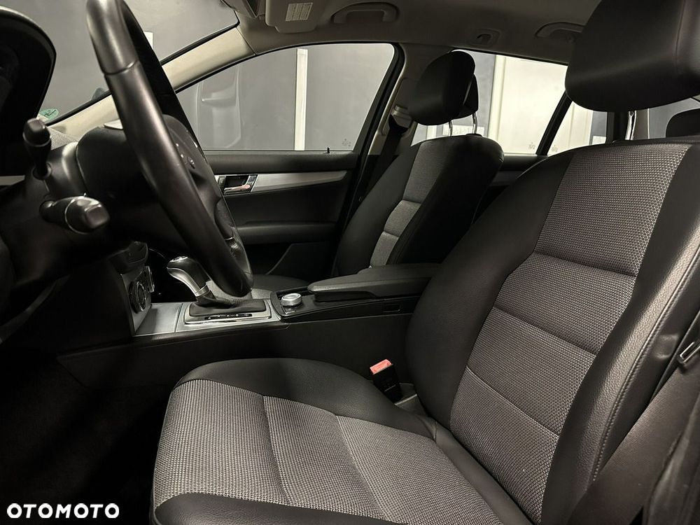 Mercedes-Benz Klasa C 200 7G-TRONIC Avantgarde Edition - 7